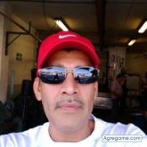 Busco: ChicasMe defino: Alegre sensilloMe gusta: La música