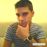 Edgar1 chico divorciado en Barcelona
