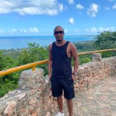 Empleado privado. Busco matrimonio.