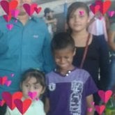 Electricista. Mujer alegre sinsera.