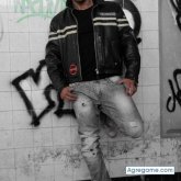 rebel chico soltero en Valencia