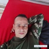 Militar. Busco pareja. Relación ceria.