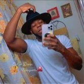 Busco conocer gente. Conocer chicas. Una