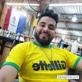 Busco pareja. Mujeres. Alguien