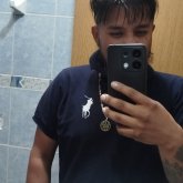 Busco ligar. Mujeres delgadas entre 20 a