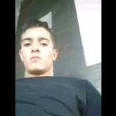 Trabajador. Busco pareja. Persona que