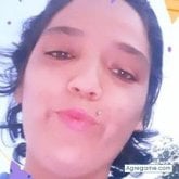 Mujeres solteras en Embarcación