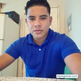 Busco pareja. Busco una pareja. Normal.