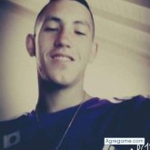 Busco: Busco amistad y pasar lo do momentosMe defino: Me