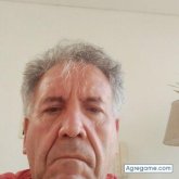 Busco pareja. Mujeres en la ciudad de la