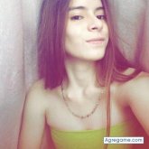 Busco: hombresMe defino: tierna y cariñosaMe gusta: cine,