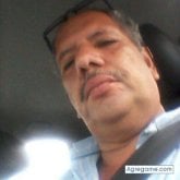 Encuentra Hombres solteros en Manta