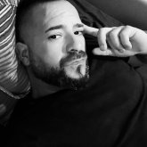 Busco conocer gente. Parej. Sincero.