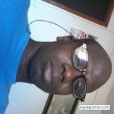 Busco pareja. A. Hola  amigos amigas. Me