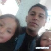 Mujer. Wapo , alegre , sincero ,