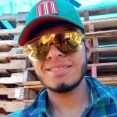 Trabajando. Un mujer de 25 años guapa.