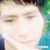 Trabajo. Conocer chicas. Soy un hombre