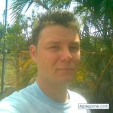 Encuentra Hombres solteros en Guácima
