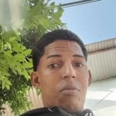 Una persona q me consuele q sea buena