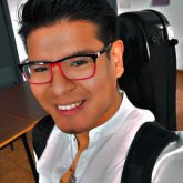 Estudiante y profesor particular. Busco