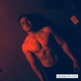 Busco pareja. Hombres delgados. Buena