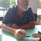 Rmonti chico viudo en San Juan