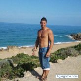 Atalay chico soltero en Cádiz