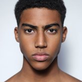 Estudiante. Un hombre mayor de edad