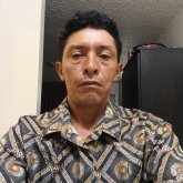 No. Que sea amable y que sea feliz.