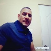 Busco pareja. Mujeres. Muy cariñoso y