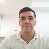 Busco conocer gente. Conocer chicas.