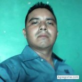 Trabajo empresa. Busco conocer gente.