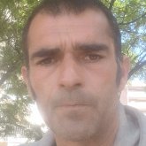 Mujer cariñosa i amable respeto.