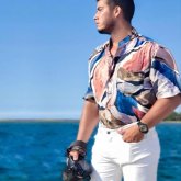 Fotografo. Busco pareja. Veré en el