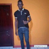 Busco pareja. Mujeres. Negro.