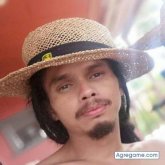 Busco ligar. Mujeres.