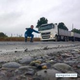 Busco ligar. Conocer y ver que puede