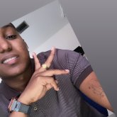 Busco pareja. Moreno joven , delgado ,