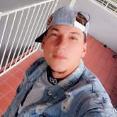 freddygarcia81913 chico soltero en Ibagué