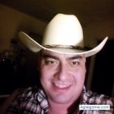 Encuentra Hombres Solteros en Gonzales