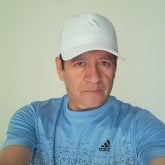 Empresario. Busco pareja. Discreto.