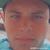 Busco pareja. Muy alegre y feliz. Las