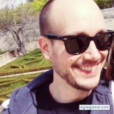 Busco ligar. Mujeres.