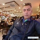 Busco pareja. Busco pareja. Normal.