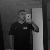 Estudiante. Mujeres, 20 a 55 años.