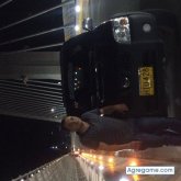 Encuentra Hombres solteros en Cambao