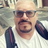 Desempleado. Busco pareja. Busco una