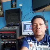 Chatear con Danielanarvaez de San Gabriel