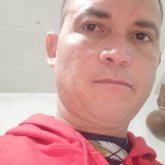 Normal,38 años,contextura normal.