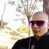 Busco conocer gente. Mujeres con las